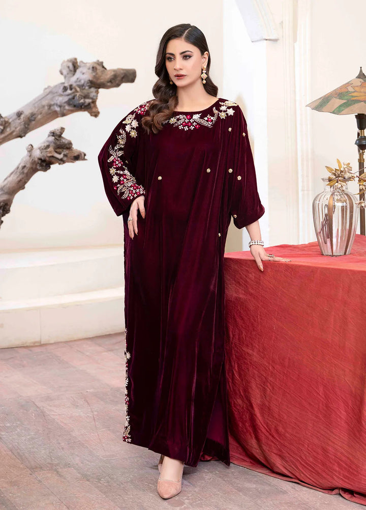 Hadia Batool Pret Embroidered Velvet Kaftan Ruba