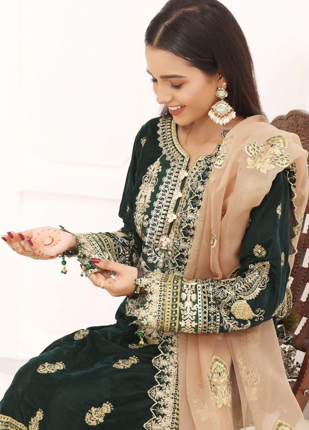 Hadia Eman Embroidered Velvet Suits Unstitched 3 Piece HE23EV D-07 - Festive Collection