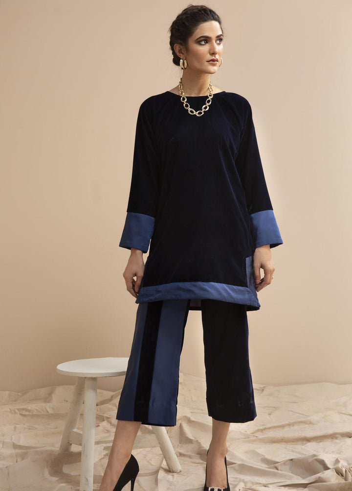 Hana Luxury Pret Embroidered Velvet 2 Piece Dress Sky High Blue