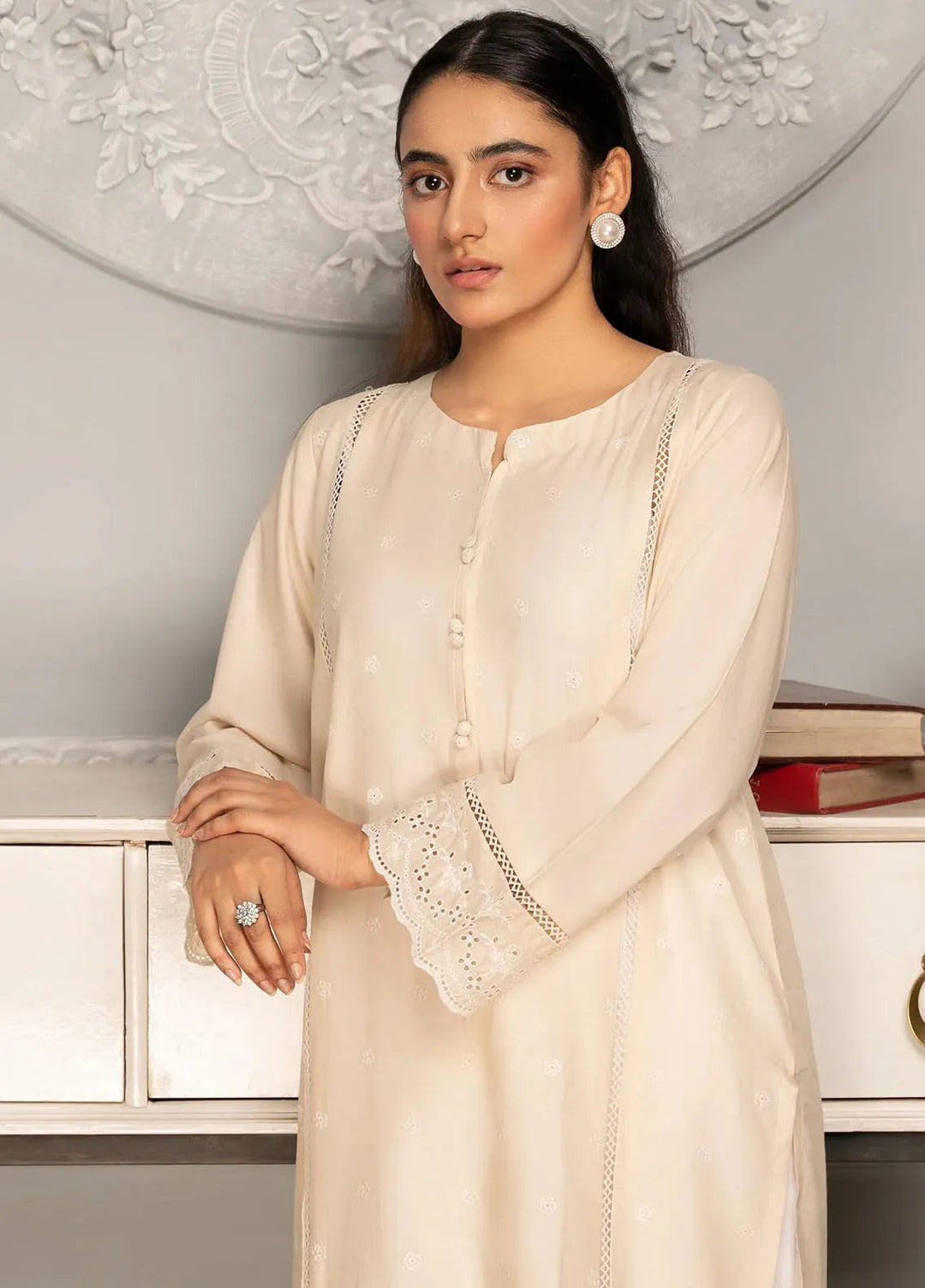 Hana Pret Embroidered Cotton Kurti Verona