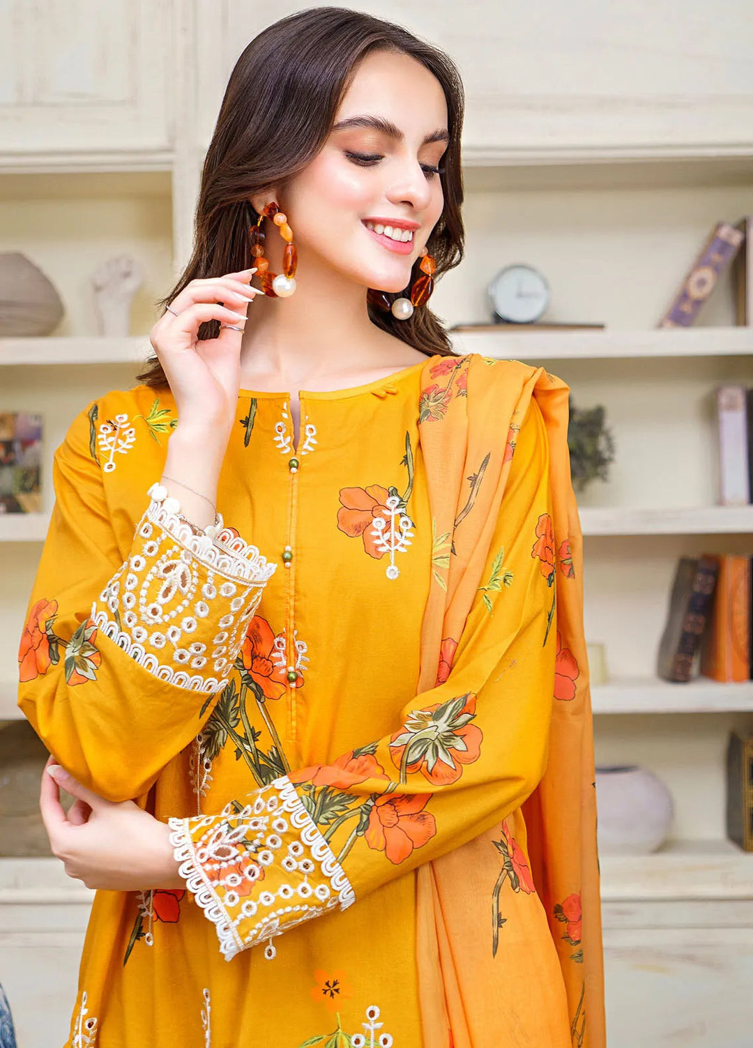 Hana Pret Embroidered Lawn 3 Piece Suit Blossom Bloom