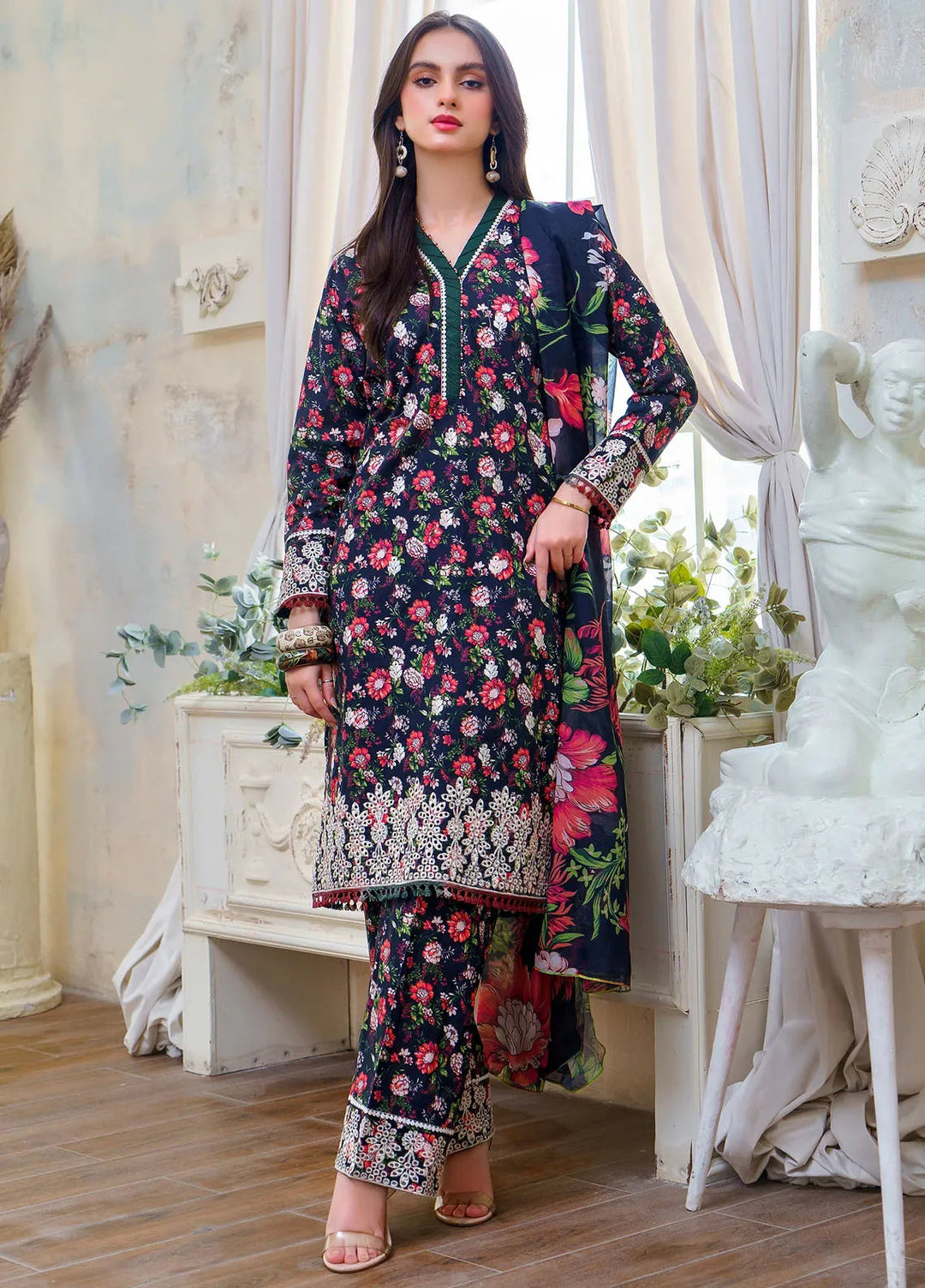 Hana Pret Embroidered Lawn 3 Piece Suit Rose Radiance