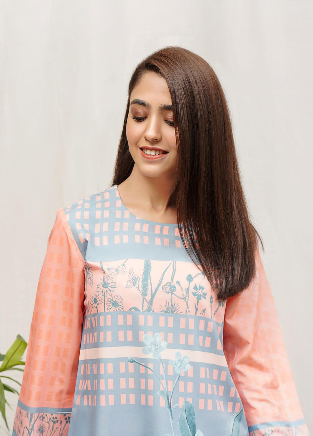 Hana Luxury Pret Embroidered Grip 2 Piece Dress Peach opal  ROCOB009