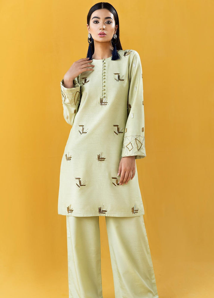 Hana Embroidered Raw Silk Stitched 2 Piece Suit Passion
