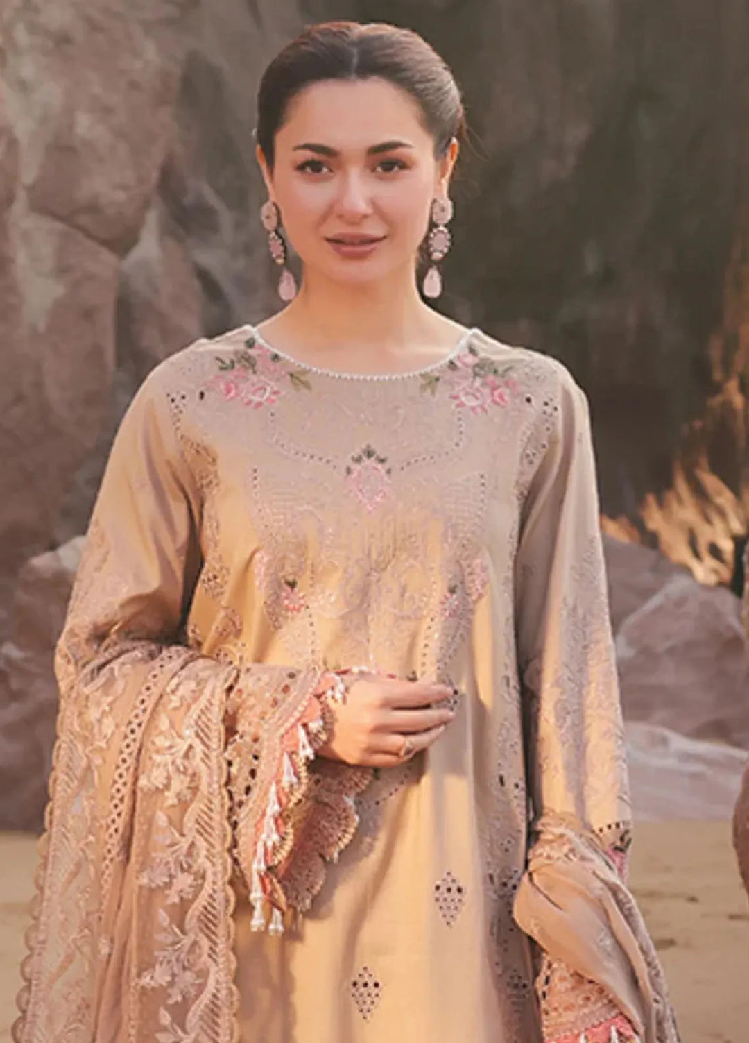 Hania by Imrozia Premium Embroidered Lawn Suits Unstitched 3 Piece IM25HL SL-81 Alyana - Summer Collection