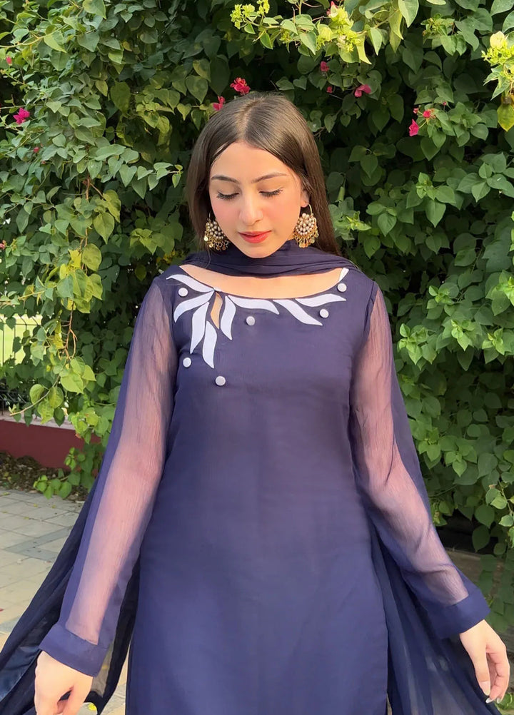 Hanim Pret Embroidered Chiffon 3 Piece Suit Heer