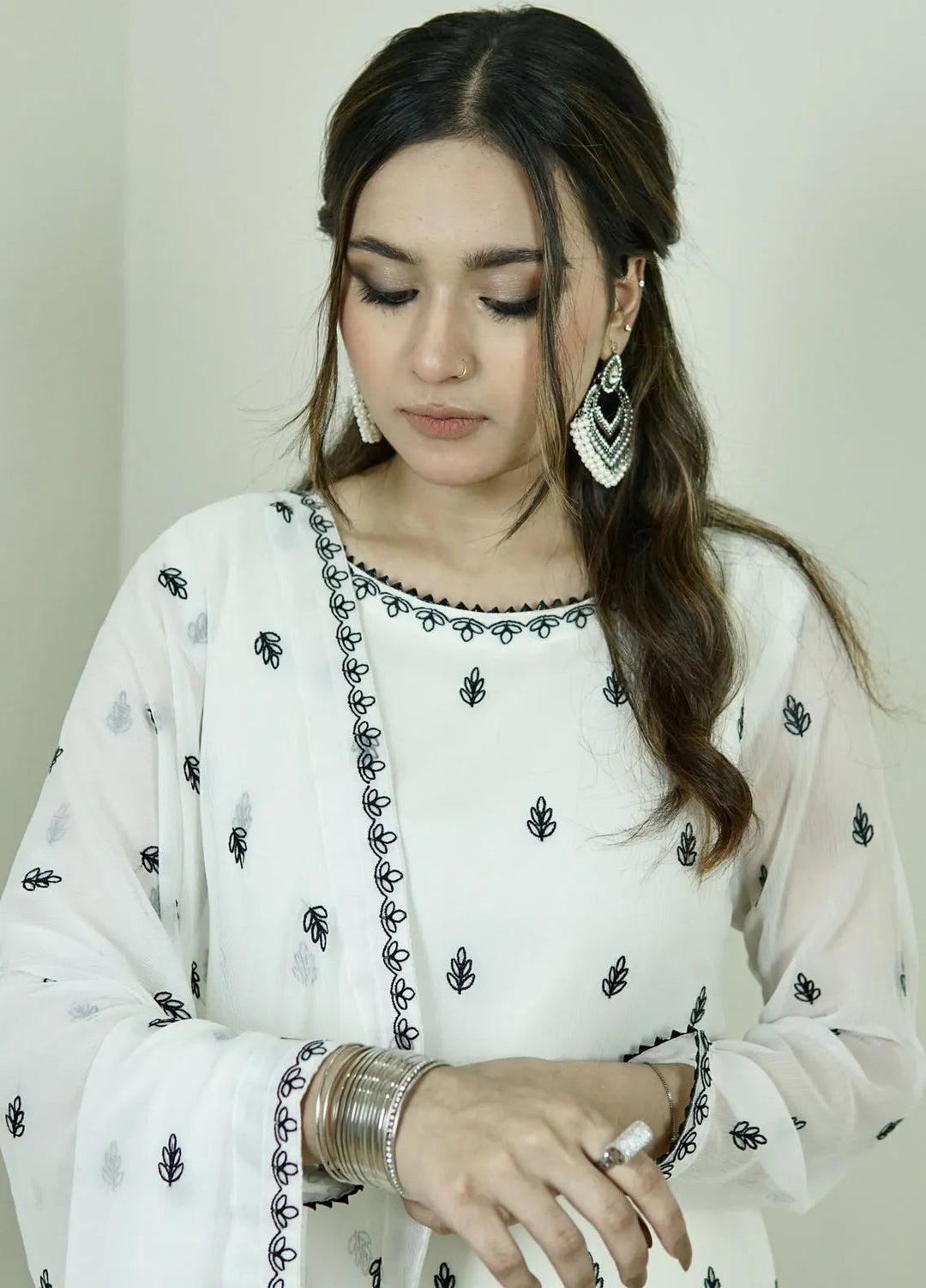 Hanim Pret Embroidered Chiffon 3 Piece Suit Nazneen
