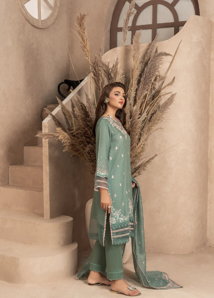 Haniya Mahnoor Pret Embroidered Lawn 3 Piece Suit Paradise