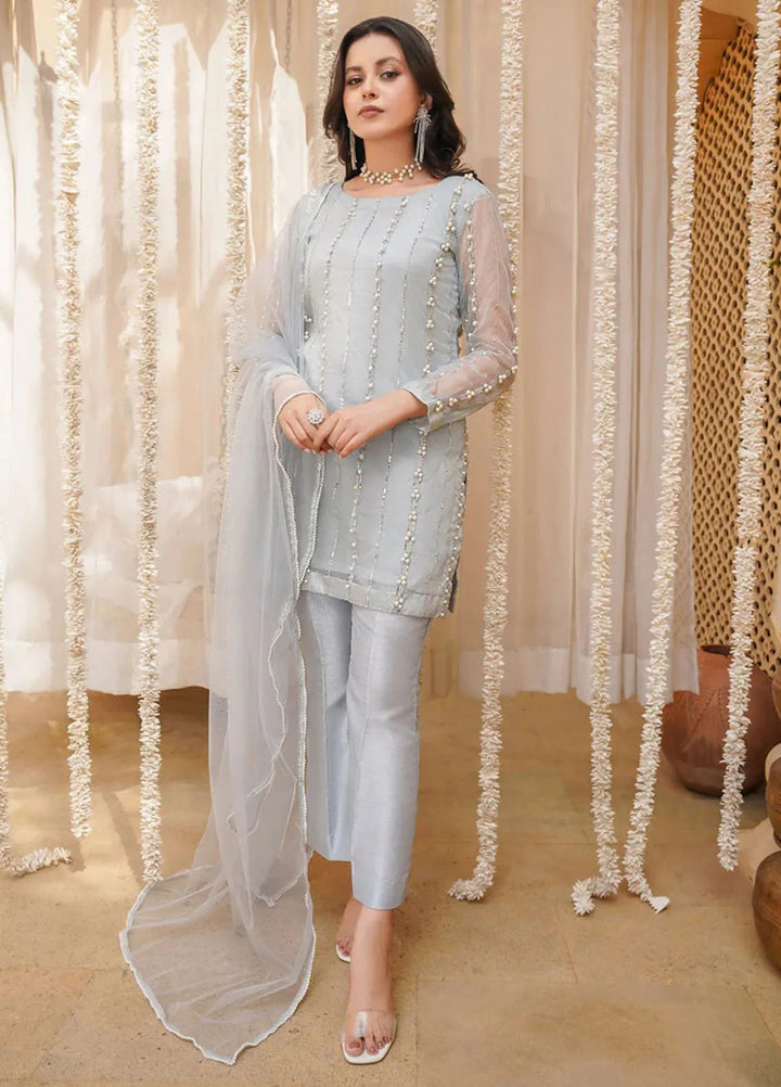Haniya Mahnoor Pret Embroidered Organza 3 Piece Sky Ice