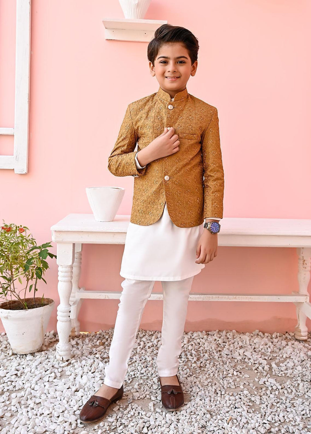 Hassan Jee  Formal Prince Coat for Boys -  Golden Prince Coat - P16