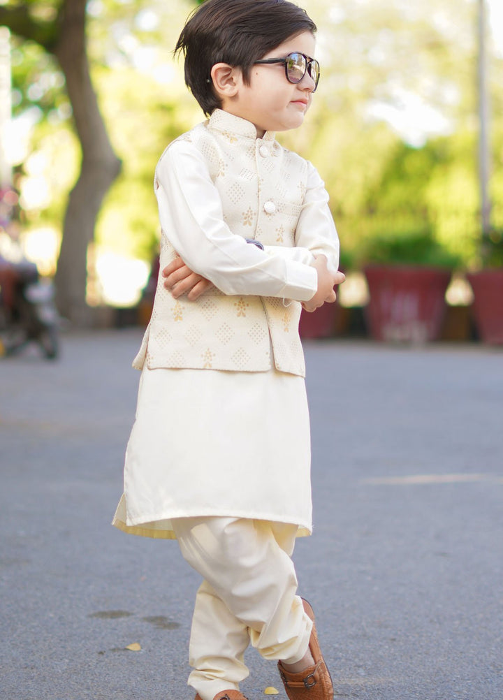 Hassan Jee Pret Embroidered Wash N Wear 3 Piece Suit EW19