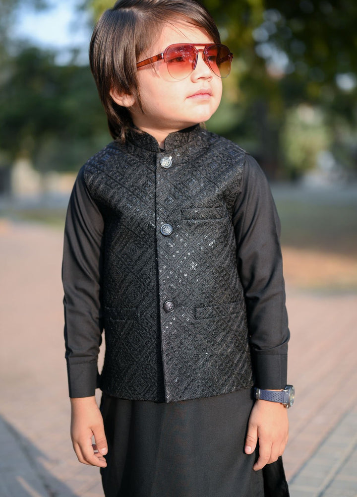 Hassan Jee Pret Embroidered Wash N Wear 3 Piece Suit EW27