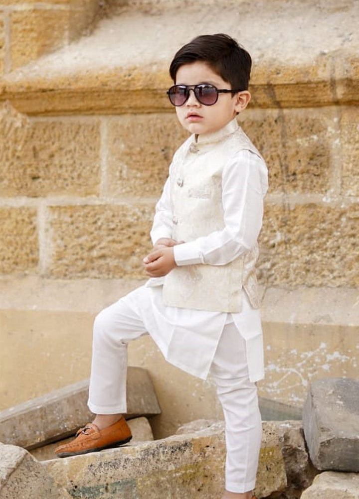 Hassan Jee Pret Plain Wash N Wear 3 Piece Suit WKS 015