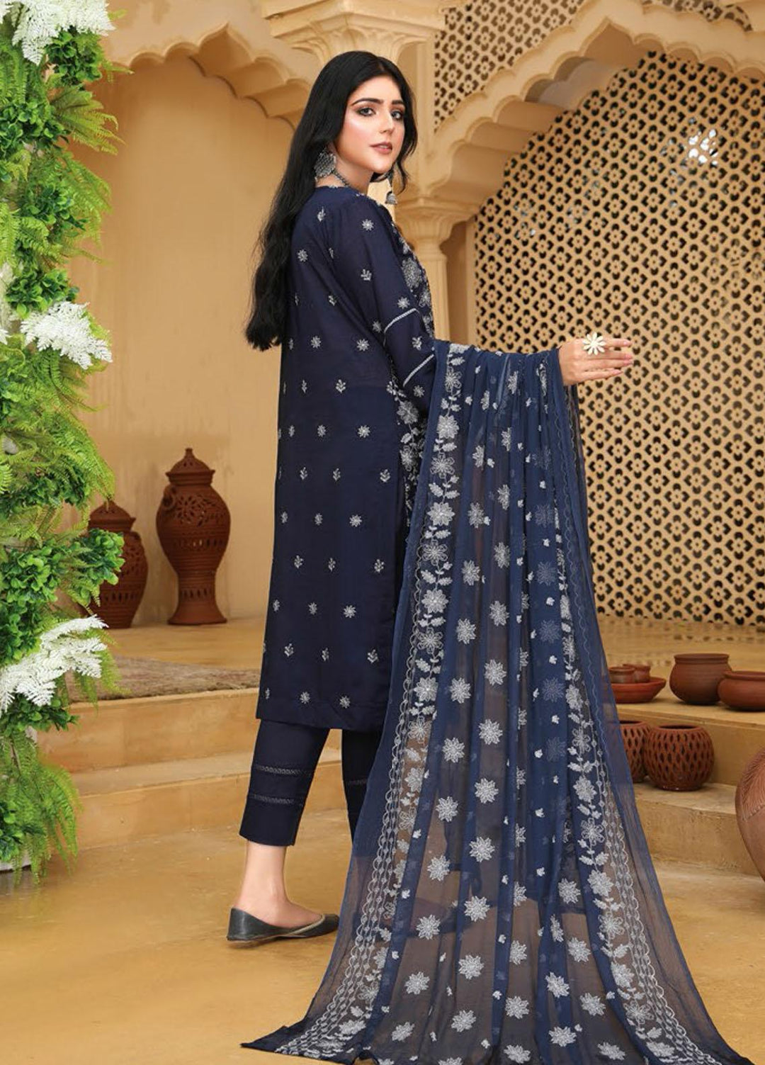 Hayaa by Humdum Embroidered Karandi Suits Unstitched 3 Piece HD22HY D-01 - Winter Collection