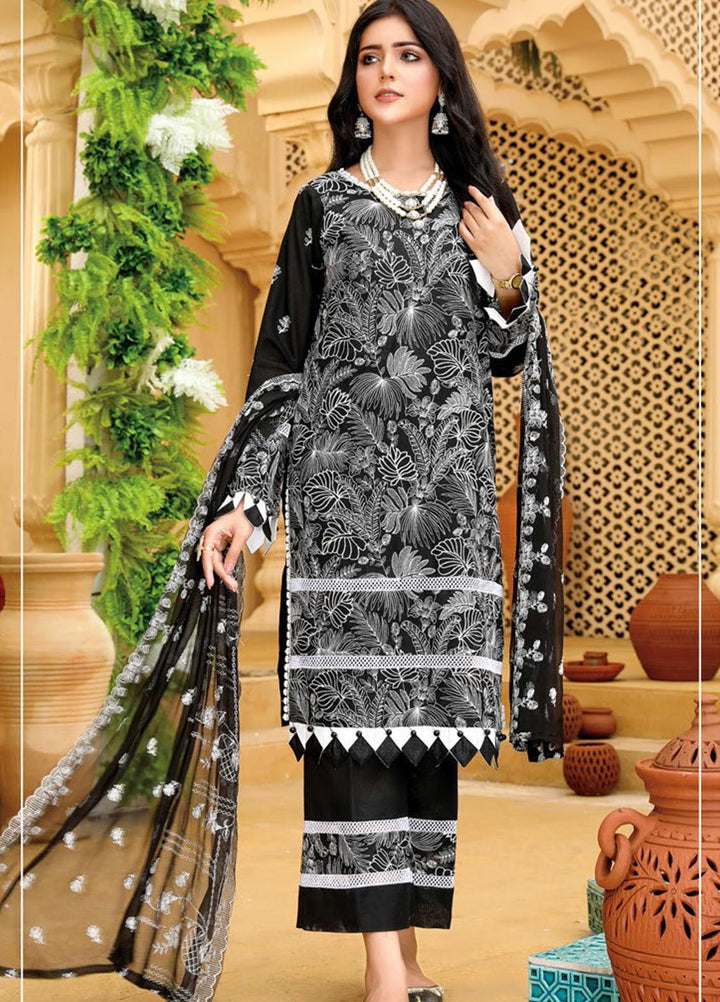 Hayaa by Humdum Embroidered Karandi Suits Unstitched 3 Piece HD22HY D-05 - Winter Collection