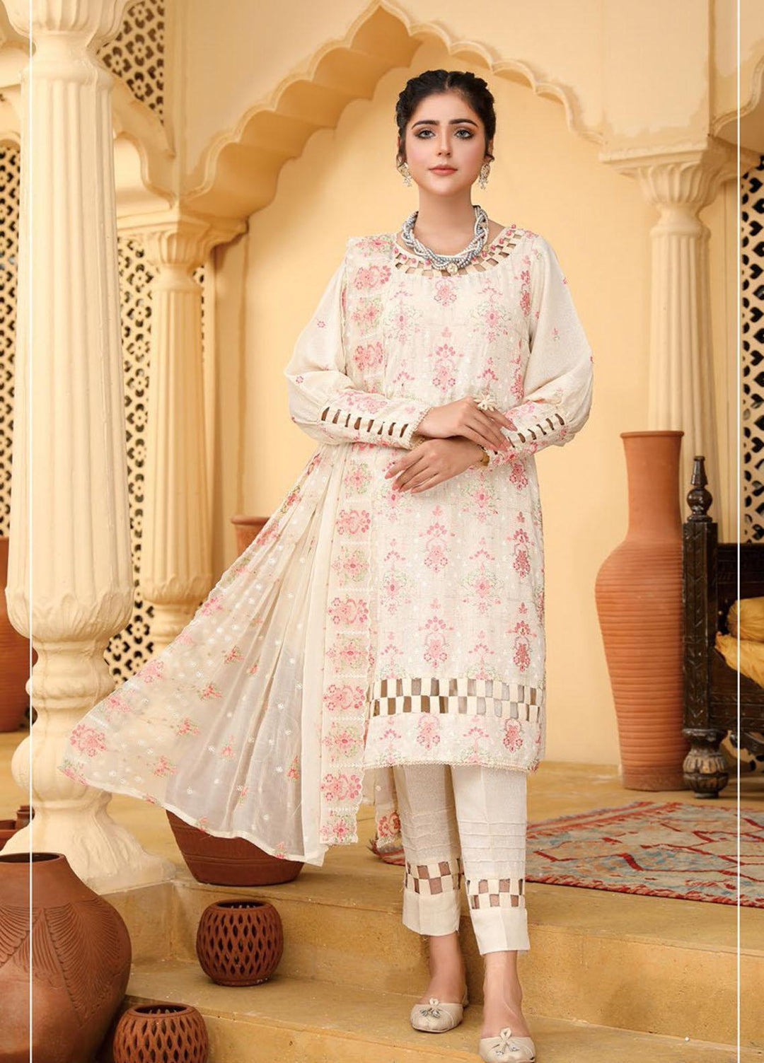 Hayaa by Humdum Embroidered Karandi Suits Unstitched 3 Piece HD22HY D-06 - Winter Collection