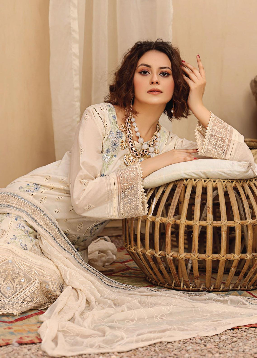 Hazoori Baagh By Humdum Embroidered Lawn Suits Unstitched 3 Piece HD23HB D-6 - Summer Collection