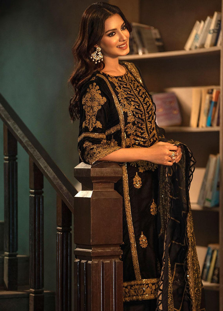 Heer By Noorma Kaamal Embroidered Velvet Suits Unstitched 3 Piece NK22H NK-V-02 - Luxury Collection