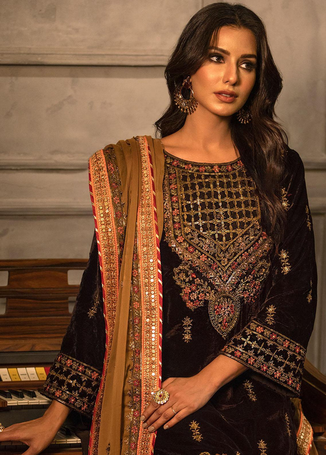 Heer By Noorma Kaamal Embroidered Velvet Suits Unstitched 3 Piece NK22H NK-V-03 - Luxury Collection