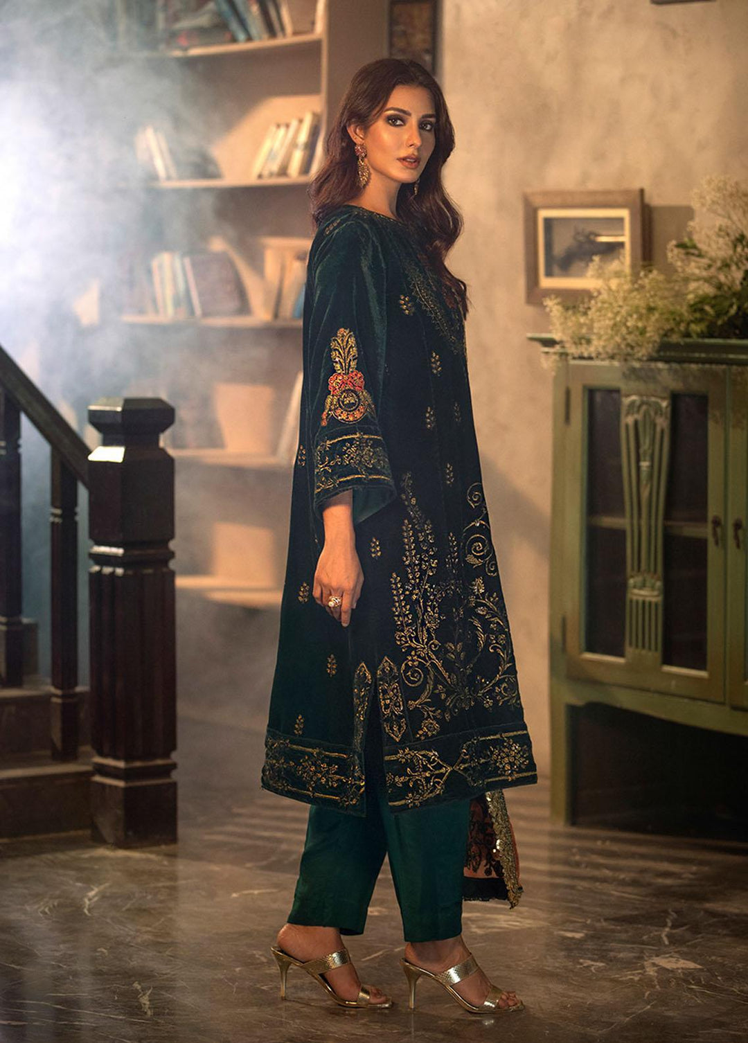 Heer By Noorma Kaamal Embroidered Velvet Suits Unstitched 3 Piece NK22H NK-V-04 - Luxury Collection