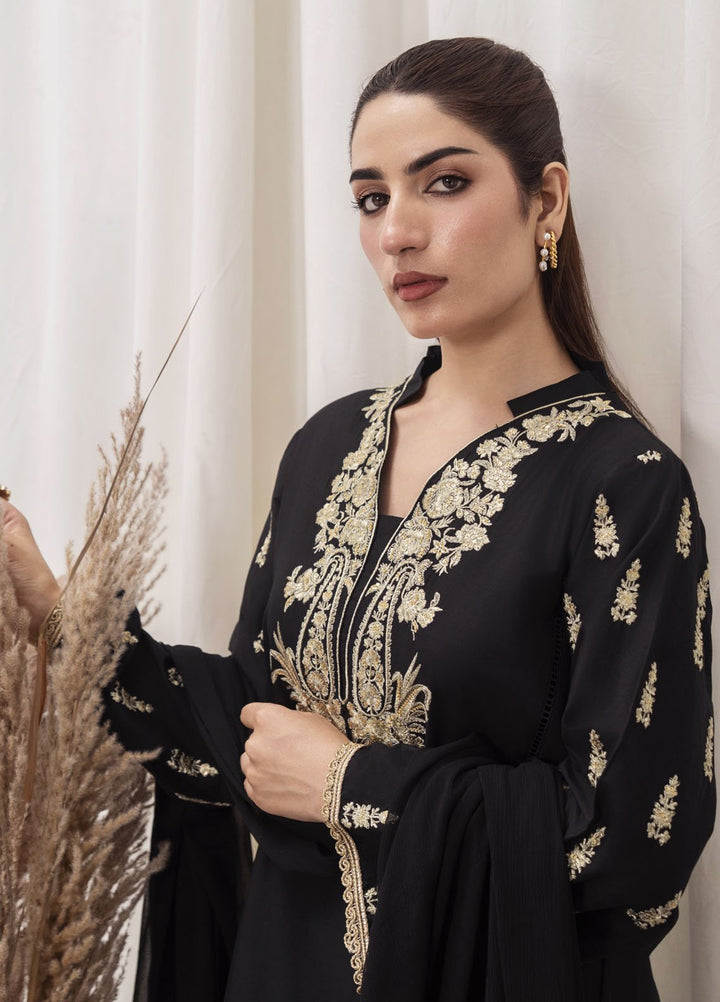 HEM Pret Embroidered Lawn 3 Piece Suit Star Gold
