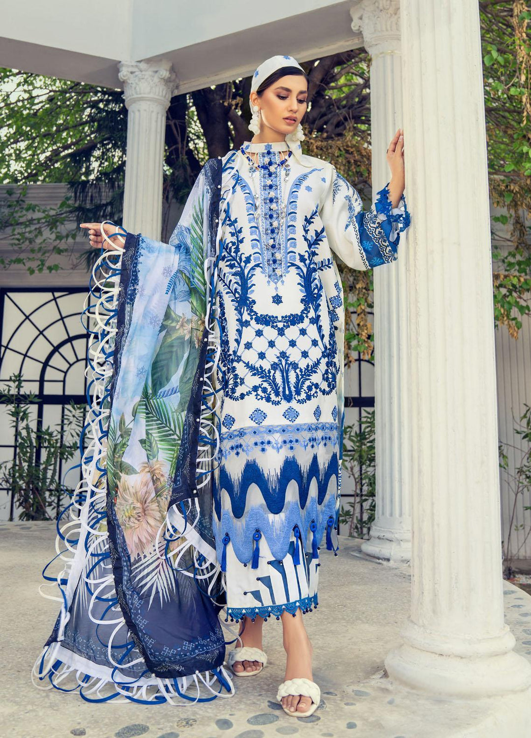 HemStitch Pret Embroidered Lawn 3 Piece HS22S HL-001 AMAYA
