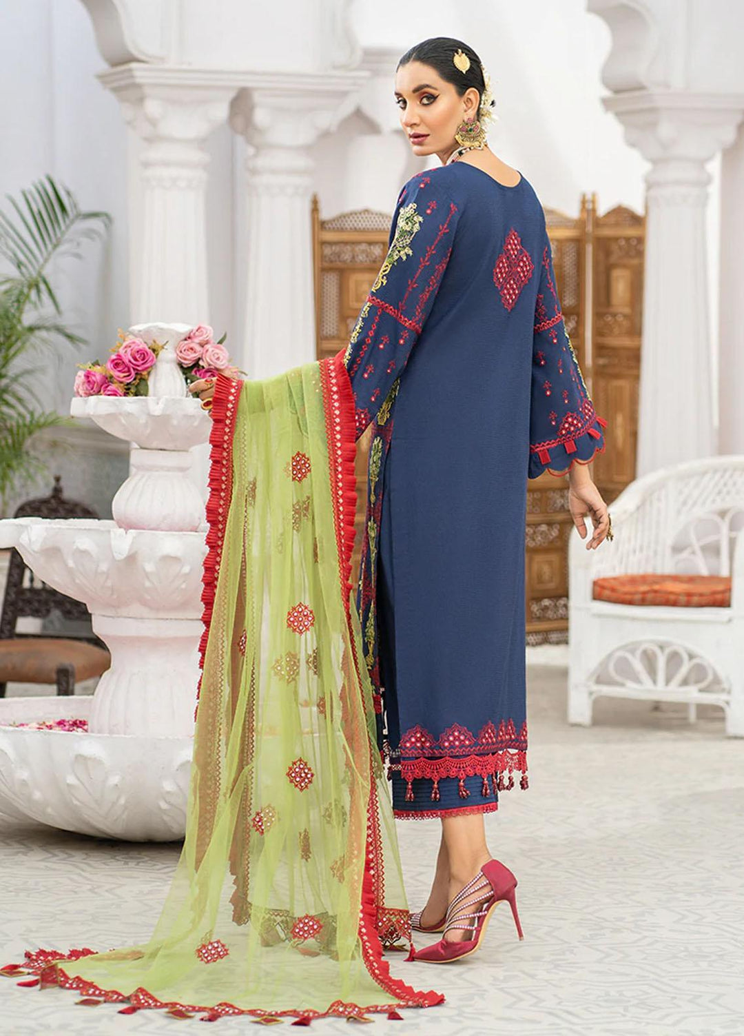 HemStitch Pret Embroidered Lawn 3 Piece Suit HV-04 Aelia