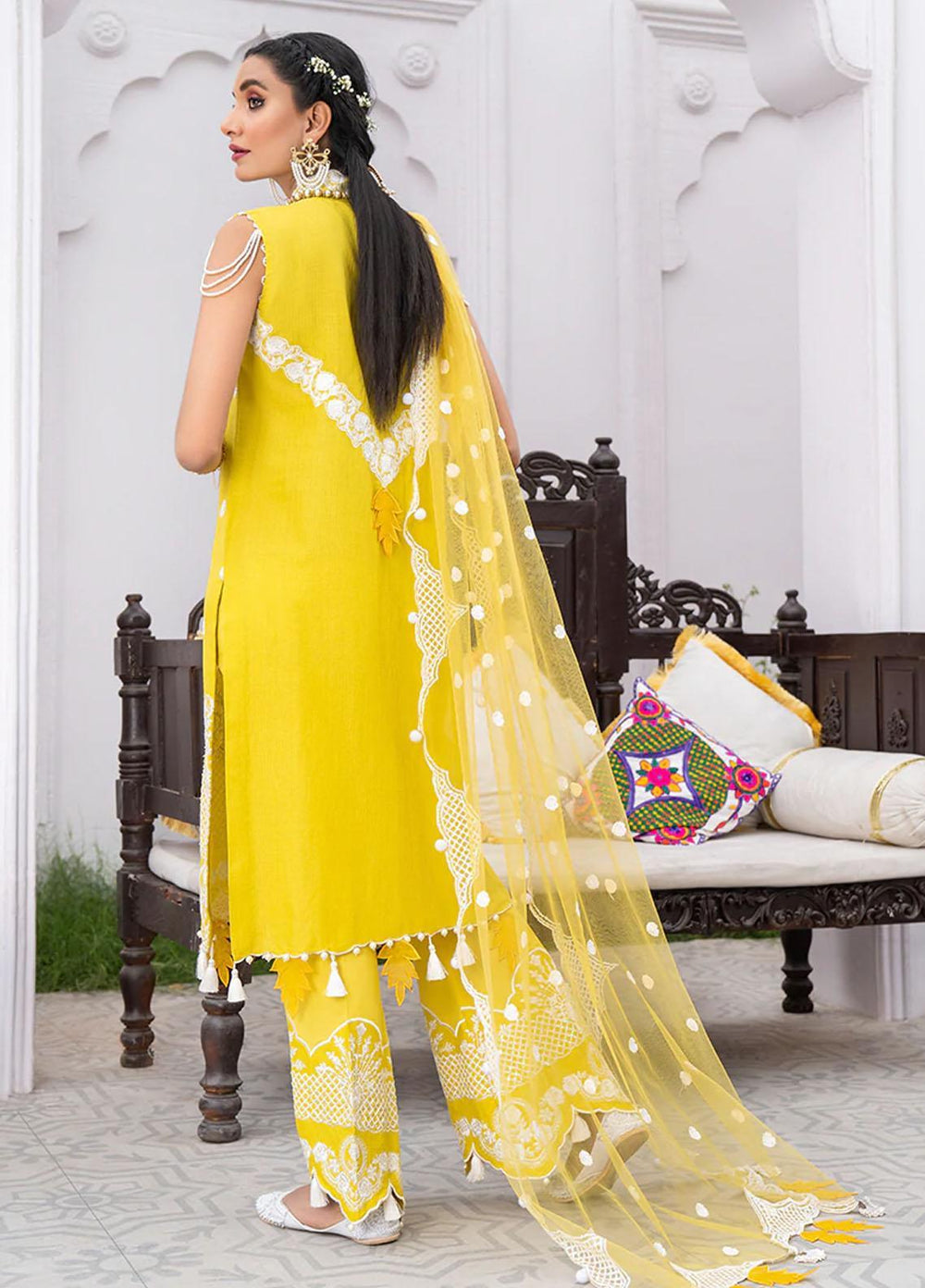 HemStitch Pret Embroidered Lawn 3 Piece Suit HV-06 Amaya