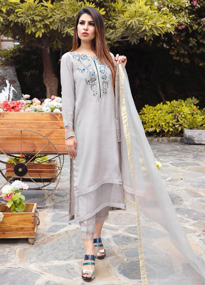 Hina Hassan Studio Pret  Raw Silk 3 Piece Suit HH22BE Mystic Grey