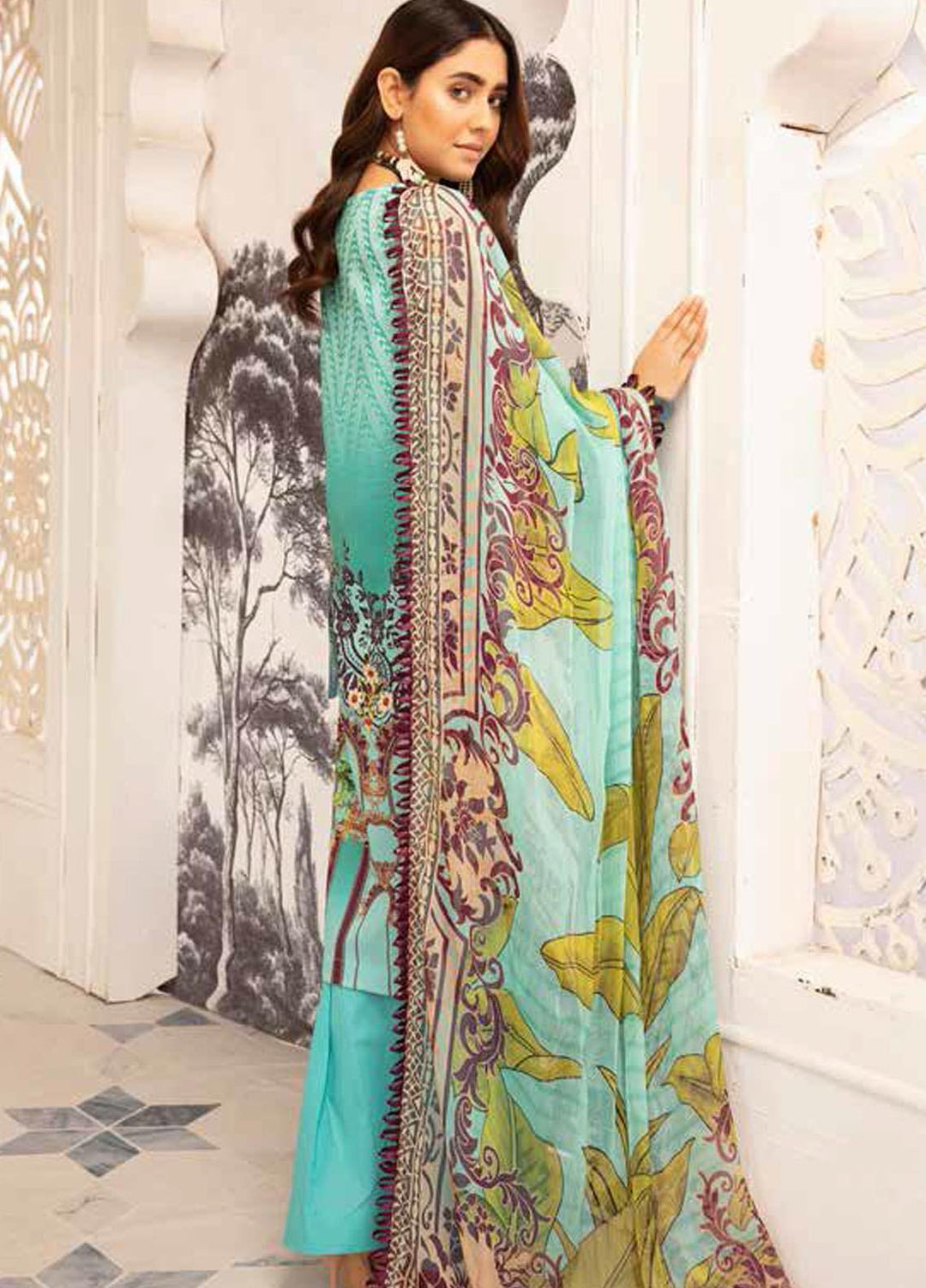 Hoor by Riaz Arts Embroidered Lawn Suits Unstitched 3 Piece RA21H DH-20 - Summer Collection
