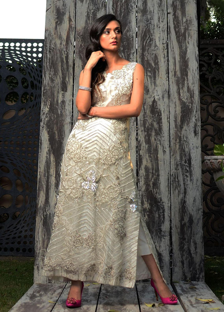 Hues Atelier Pret Embroidered Organza Gown HA23LF White Loom