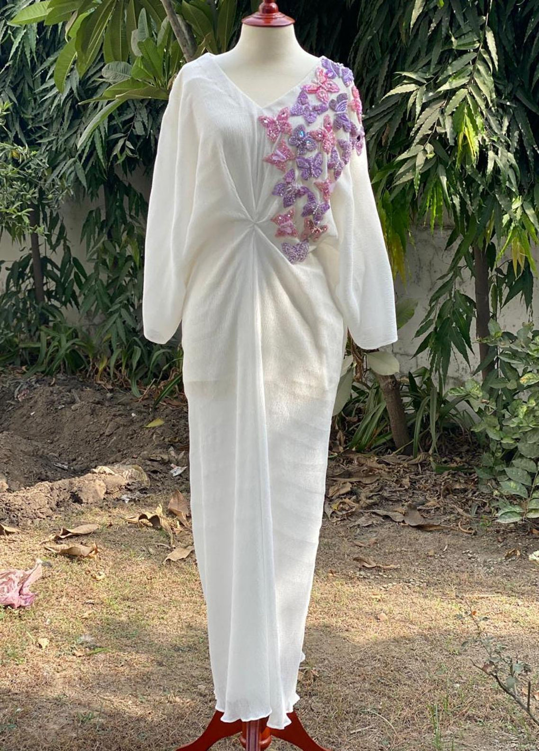 Hues Atelier Pret Embroidered Chiffon Kaftaan HA23LP Butterfly Embellished Kaftaan