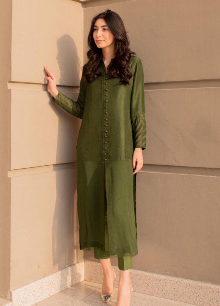 Hues Atelier Pret Embroidered Raw Silk 2 Piece Suit HA23LP Olive Fringe