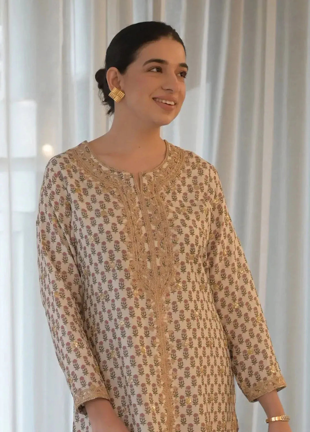 Hues Atelier Pret Embroidered Korean Rawsilk 3 Piece Suit Ethnic Gota