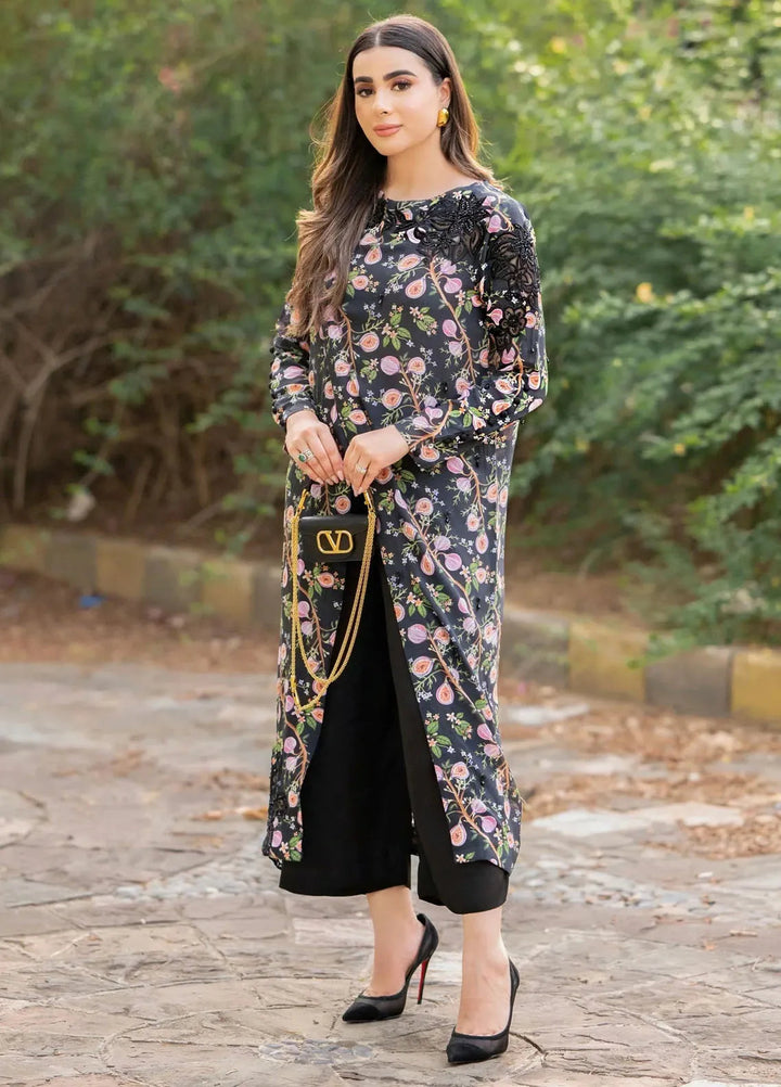 Hues Atelier Pret Printed Grip 2 Piece Suit Overlapped Black Set