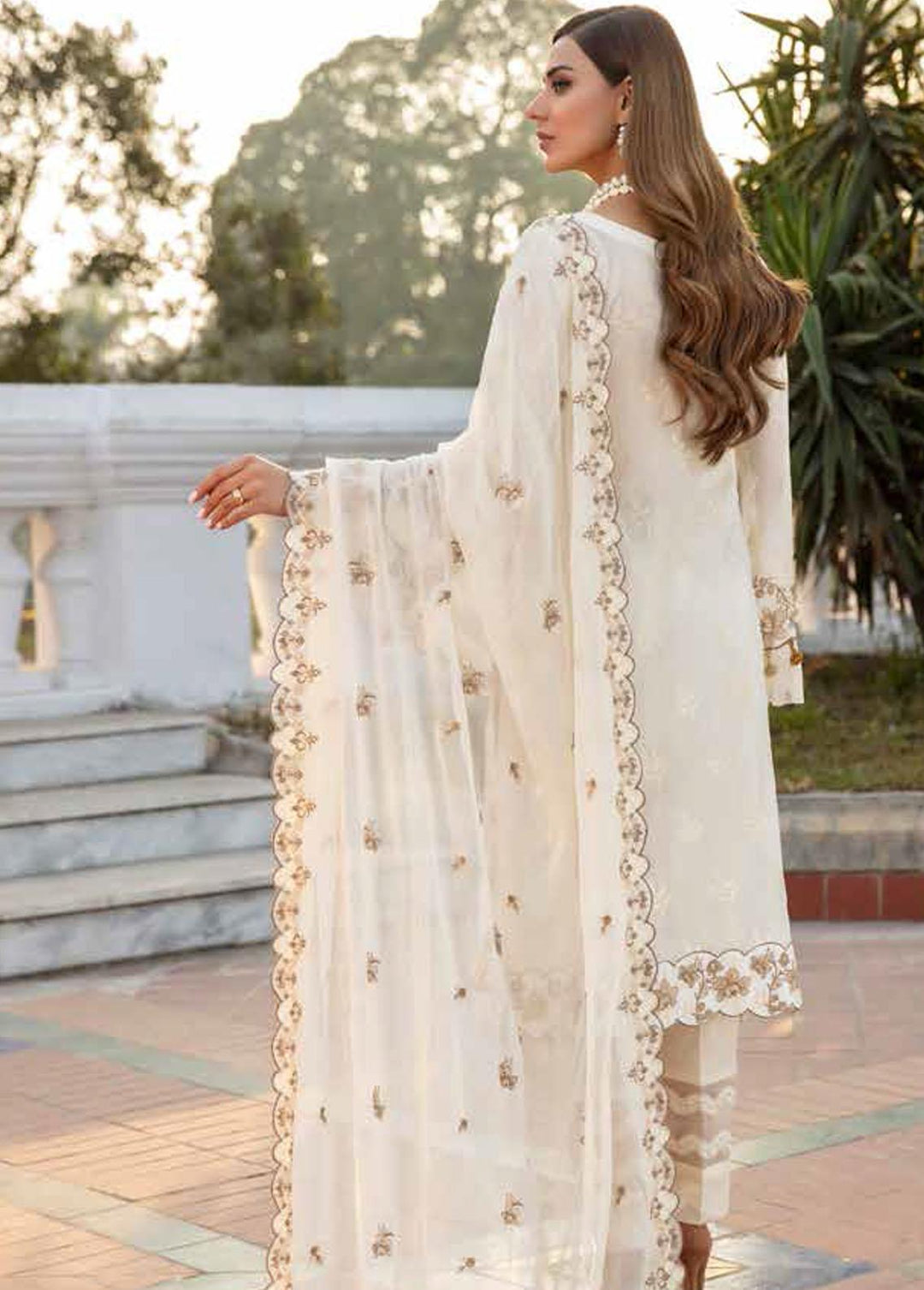 Husn-e-Ara by Banafsheh Embroidered Lawn Suits Unstitched 3 Piece BF22HA BNS-01 - Luxury Collection
