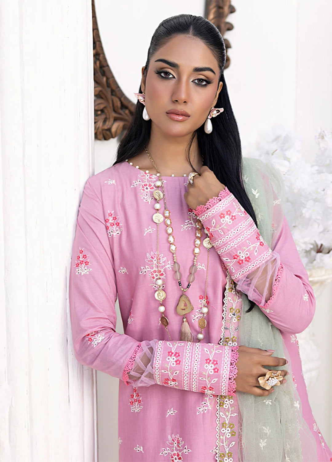 Husn-e-Bahar by Salitex Embroidered Lawn Suits Unstitched 3 Piece SSW6U3P094UT - Summer Collection