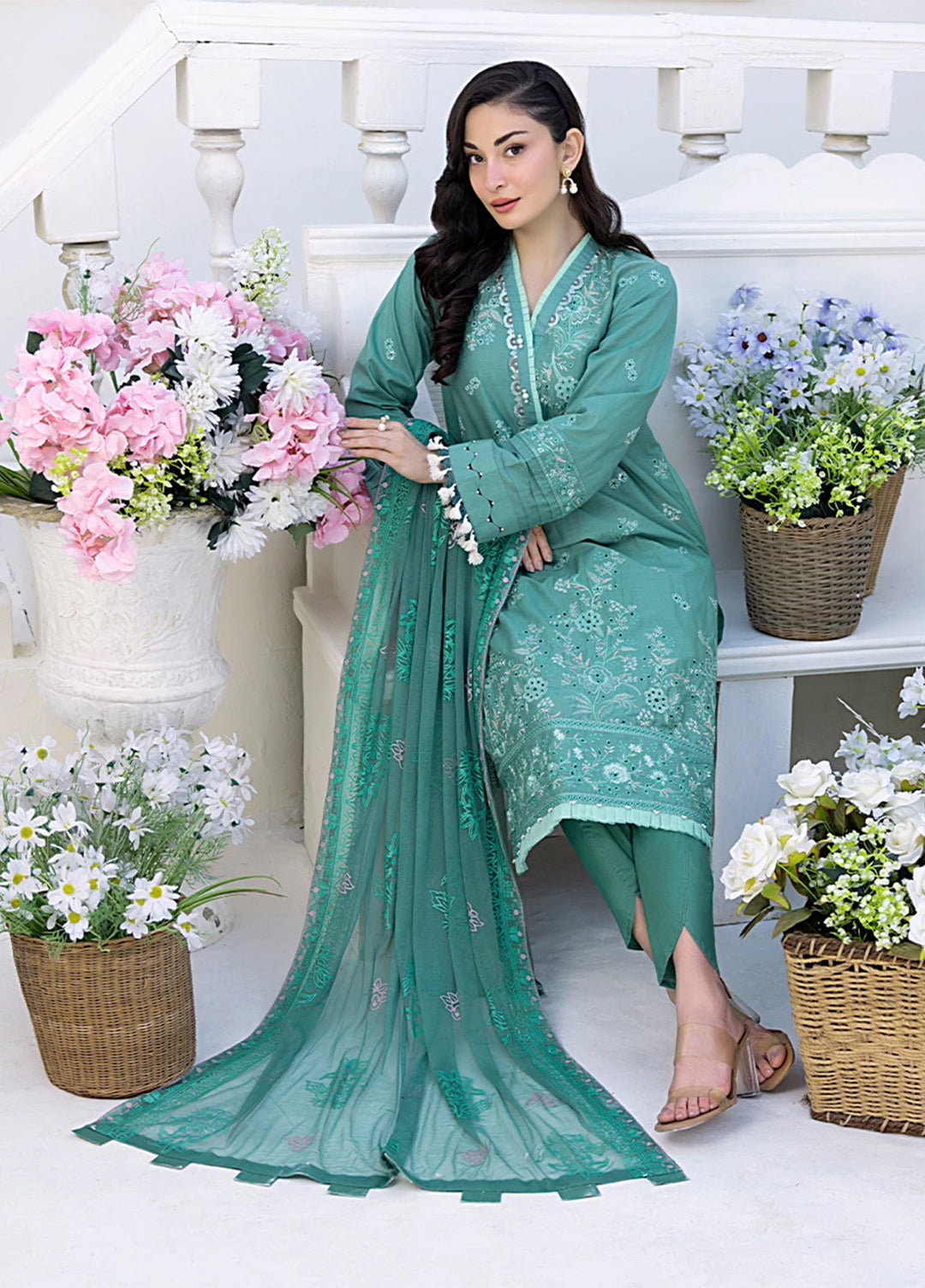 Husn-e-Bahar by Salitex Embroidered Lawn Suits Unstitched 3 Piece SSW6U3P103UT - Summer Collection