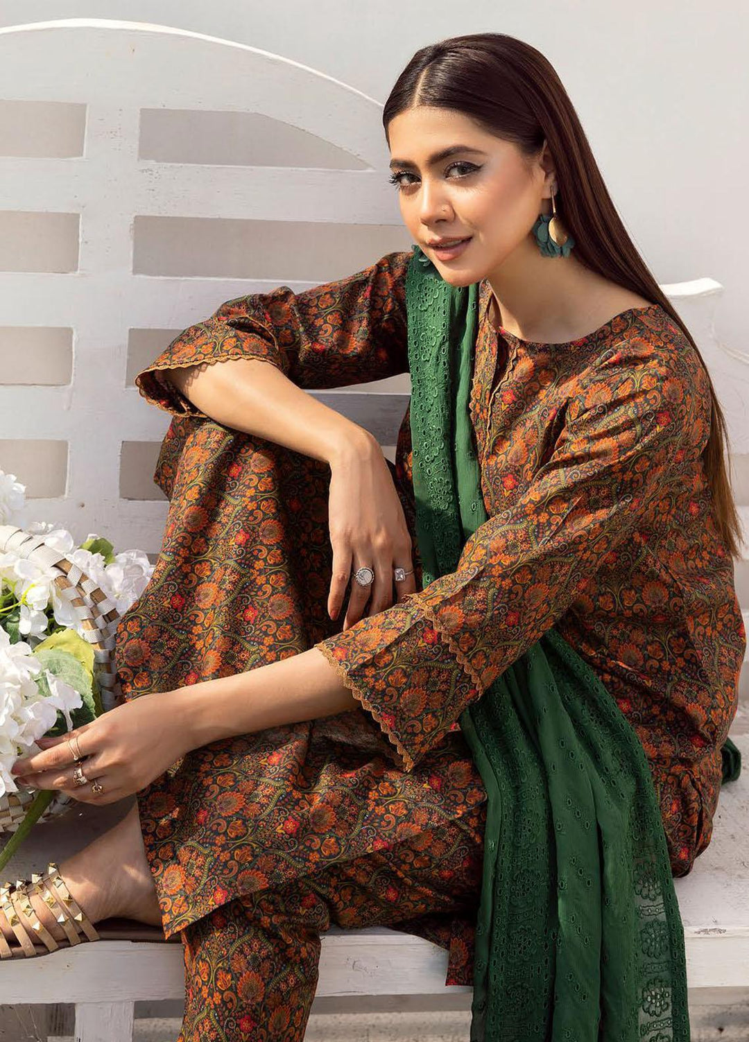 Husn-E-Jahan By Aalaya Printed Lawn Suits Unstitched 3 Piece ALY23HJ D-05 - Summer Collection