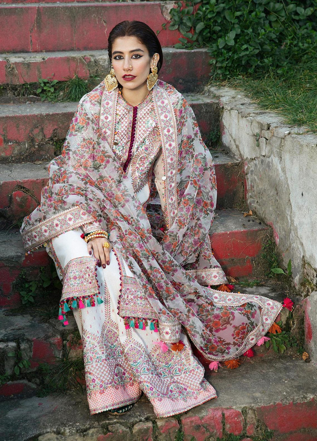 Hussain Rehar Embroidered Karandi Suits Unstitched 3 Piece HRR22AW Zoon - Winter Collection