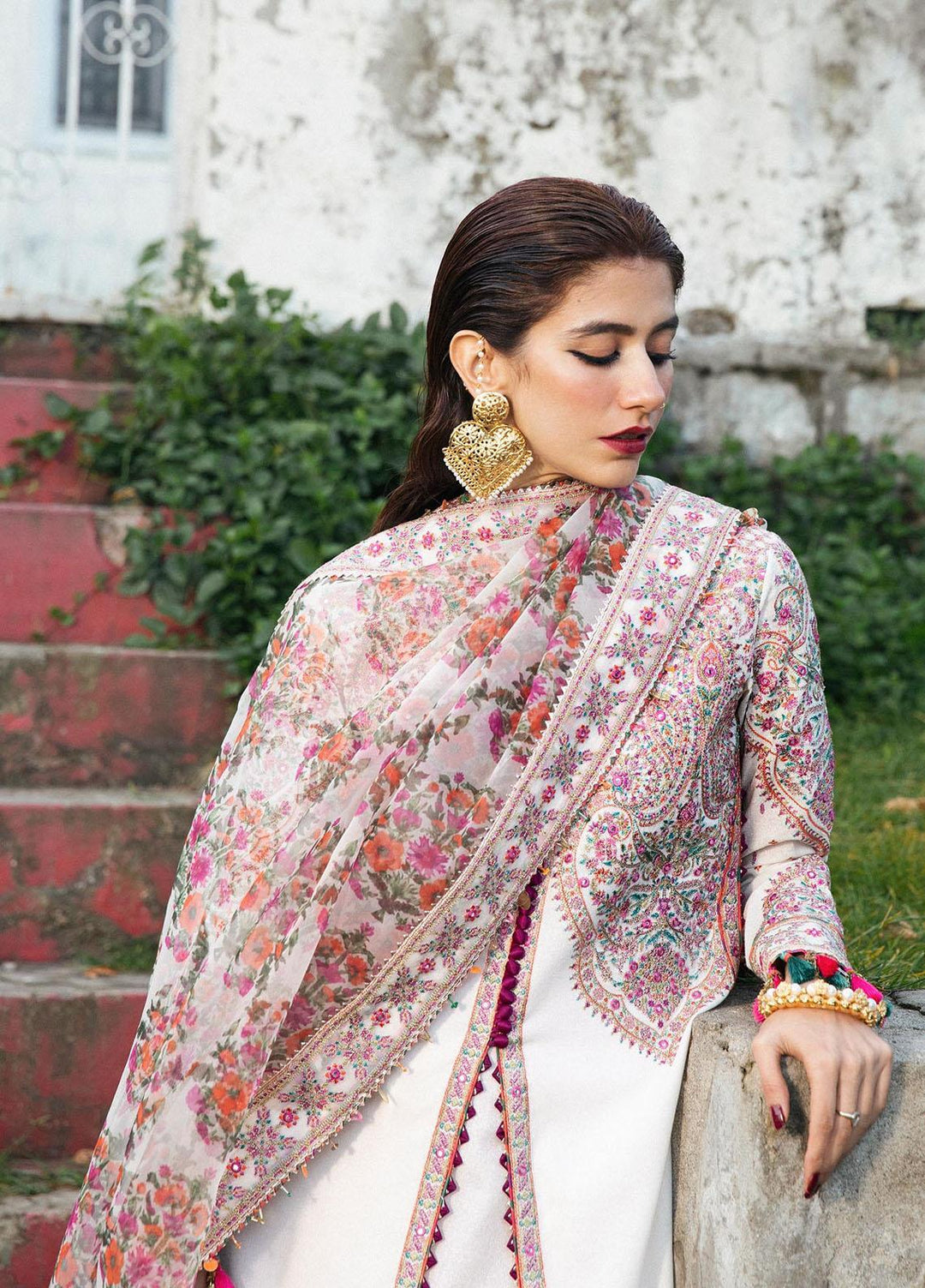 Hussain Rehar Embroidered Karandi Suits Unstitched 3 Piece HRR22AW Zoon - Winter Collection