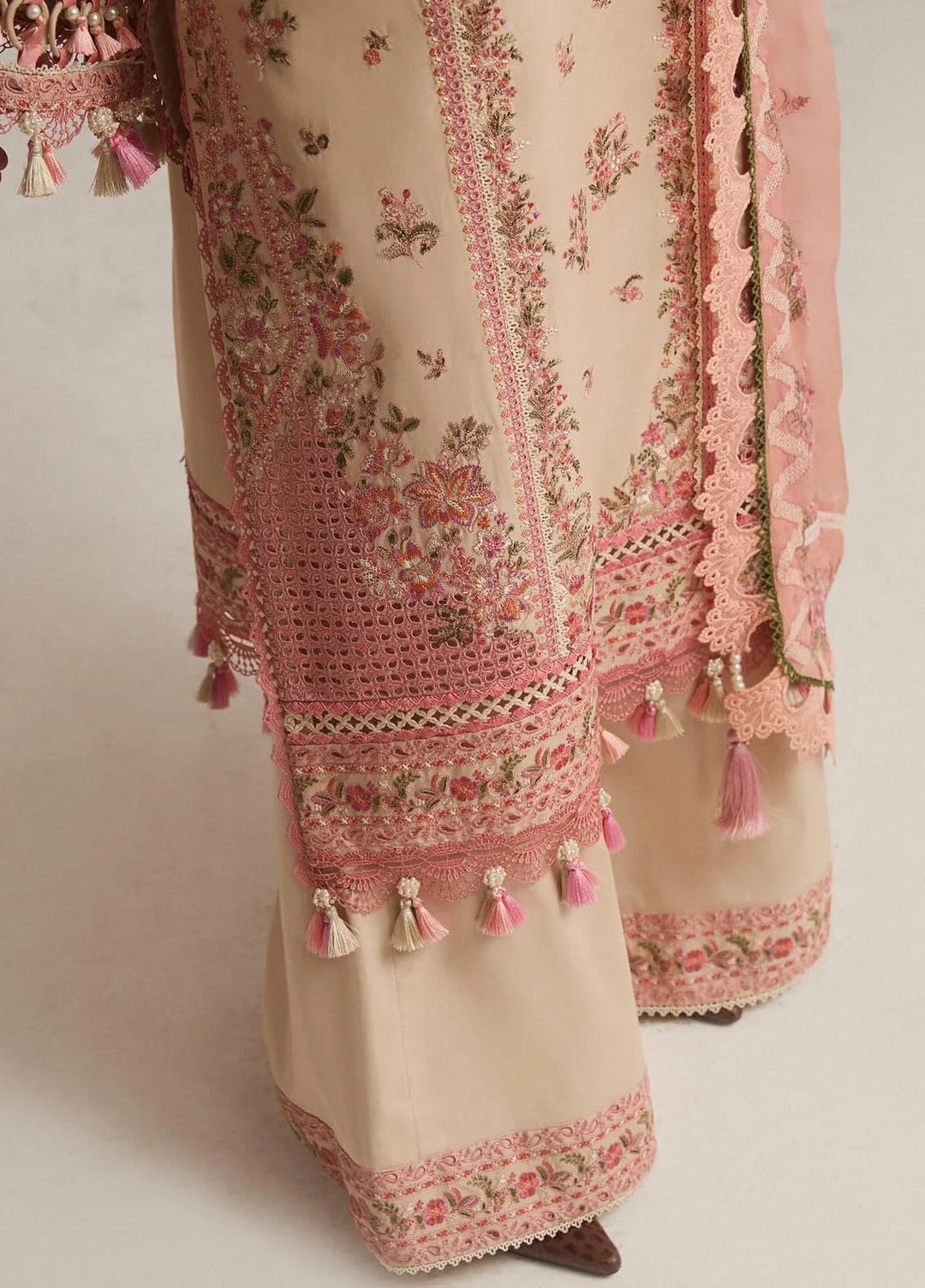 Hussain Rehar Embroidered Lawn Suit Unstitched 3 Piece HRRS24E Stile - Festive Collection