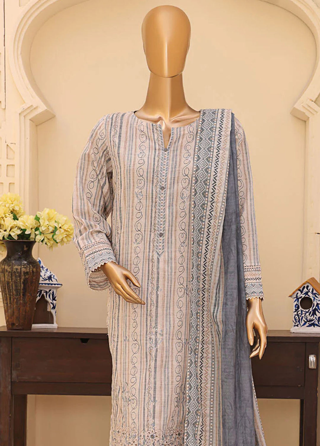 HZ Textiles Embroidered Lawn Suits Unstitched 3 Piece HZ25ML MEC-502 - Summer Collection