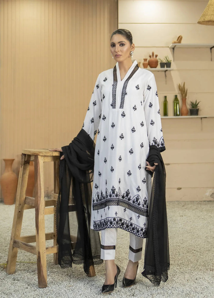 Ibtadda By Pashmire Pret Embroidered Viscose 3 Piece Suit Laila