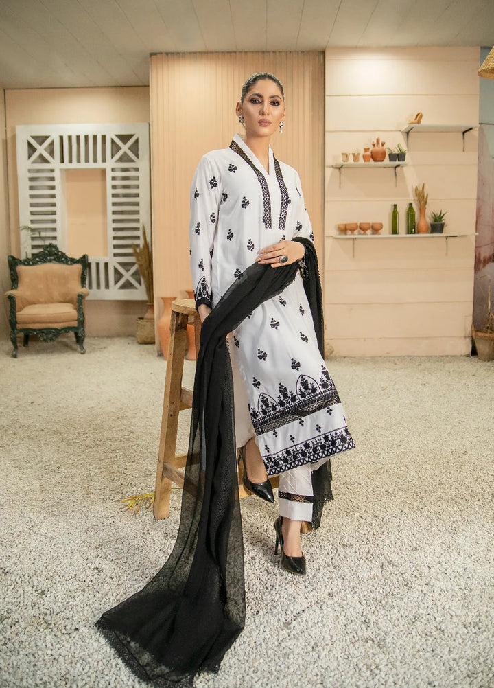 Ibtadda By Pashmire Pret Embroidered Viscose 3 Piece Suit Laila