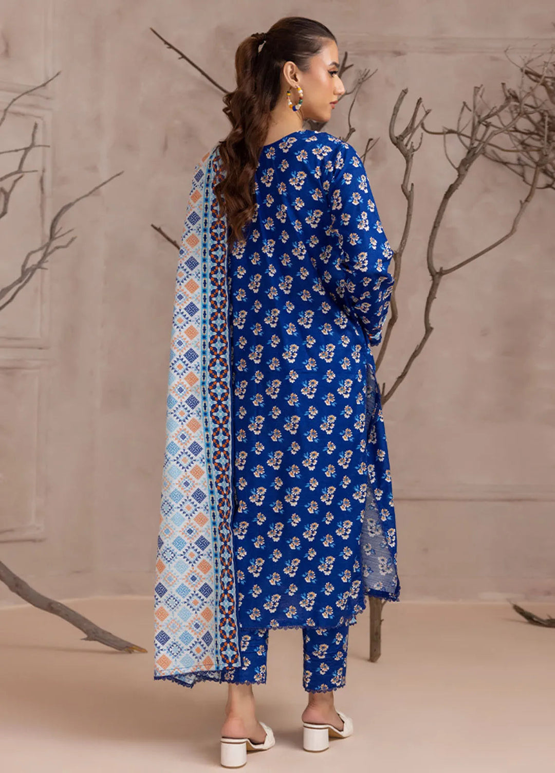 Identic By Regalia Printed Khaddar Suit Unstitched 3 Piece RGT24I4 D-02 - Winter Collection