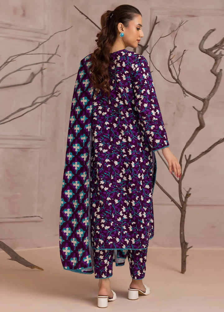 Identic By Regalia Printed Khaddar Suit Unstitched 3 Piece RGT24I4 D-06 - Winter Collection