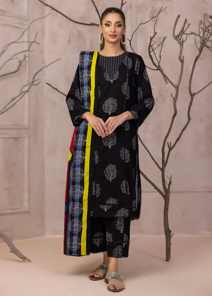Identic By Regalia Printed Khaddar Suit Unstitched 3 Piece RGT24I4 D-07 - Winter Collection