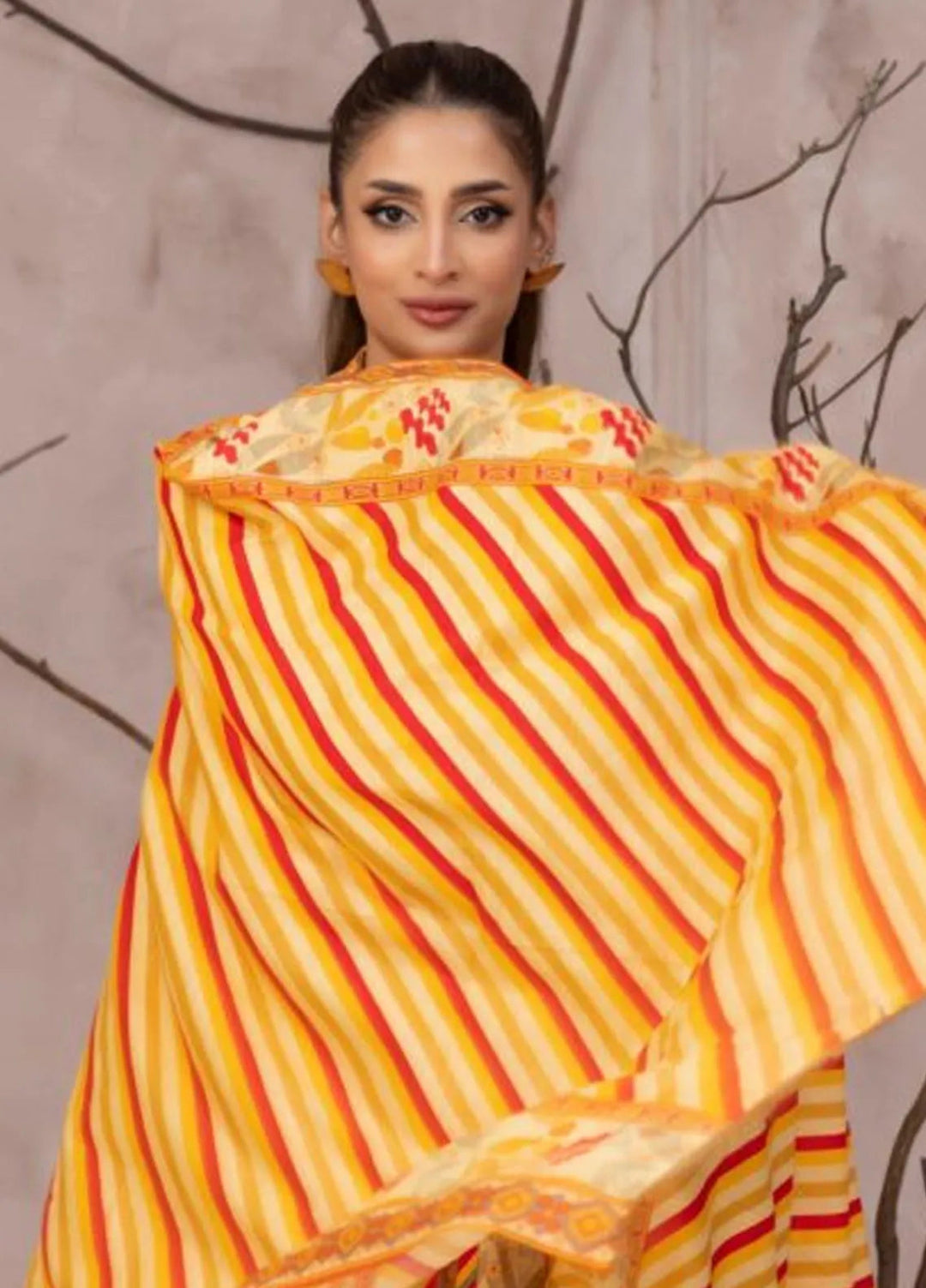 Identic By Regalia Printed Khaddar Suit Unstitched 3 Piece RGT24I4 D-08 - Winter Collection