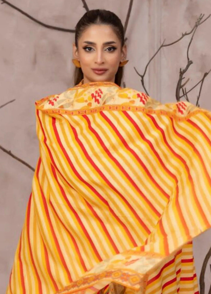 Identic By Regalia Printed Khaddar Suit Unstitched 3 Piece RGT24I4 D-08 - Winter Collection